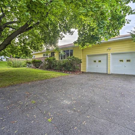 Albany Home With Fenced Yard And Patio - Pets Welcome! 外观 照片